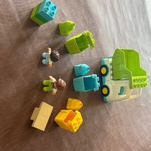 Duplo Legos Garbage Truck Set